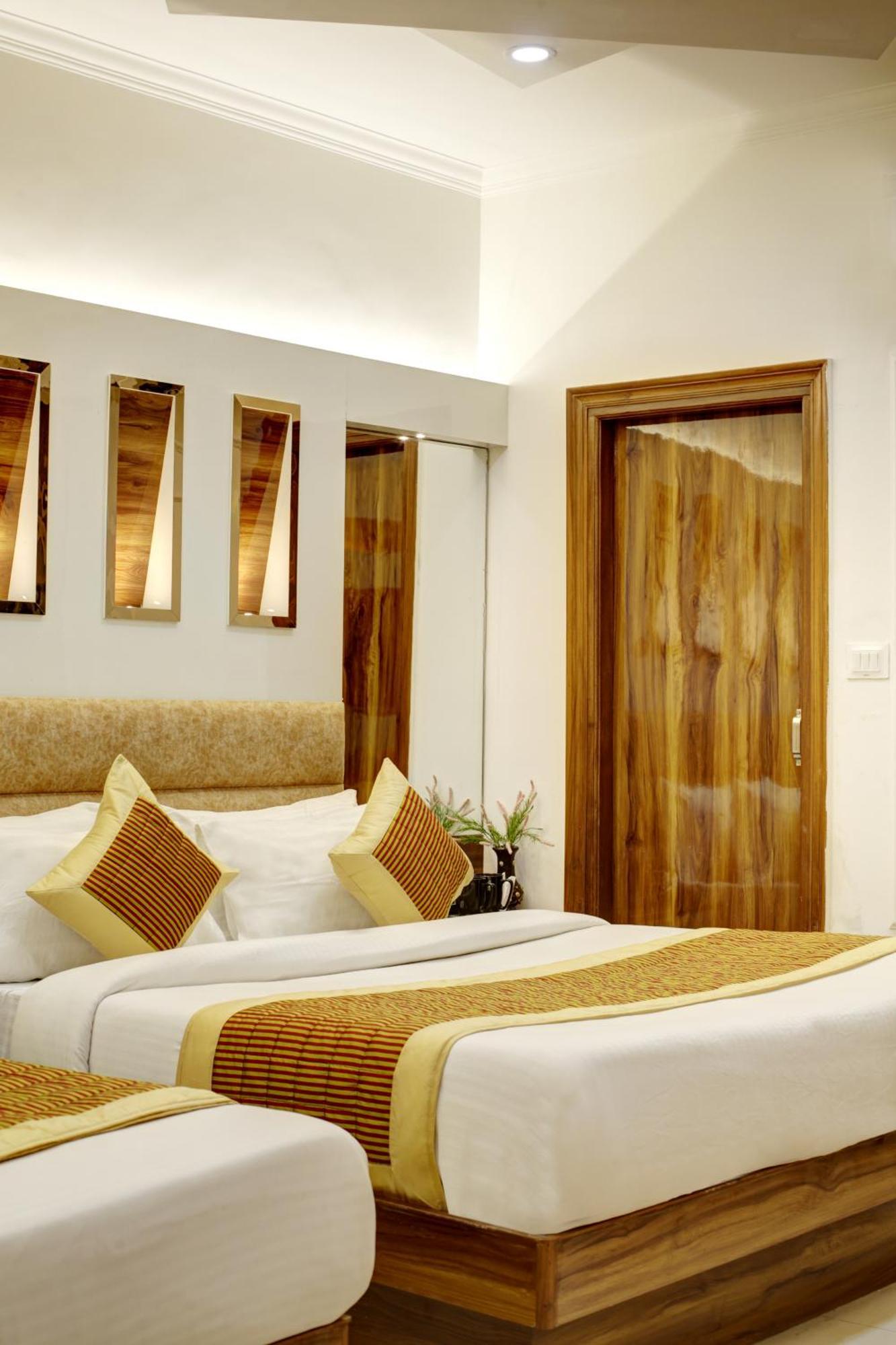 Hotel Star Villa - Front Of New Delhi Railway Station & 5 Minute From Connaught Place Exterior photo